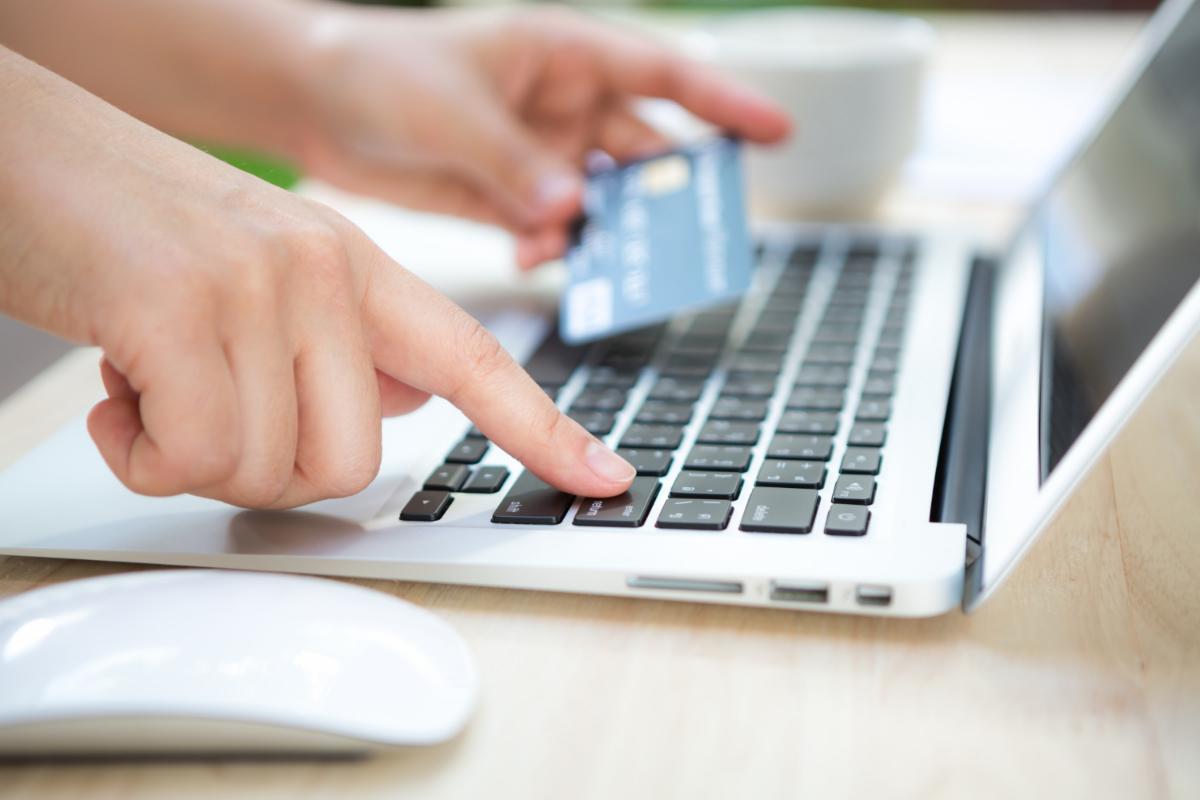 Benefits of Accepting Payments Online